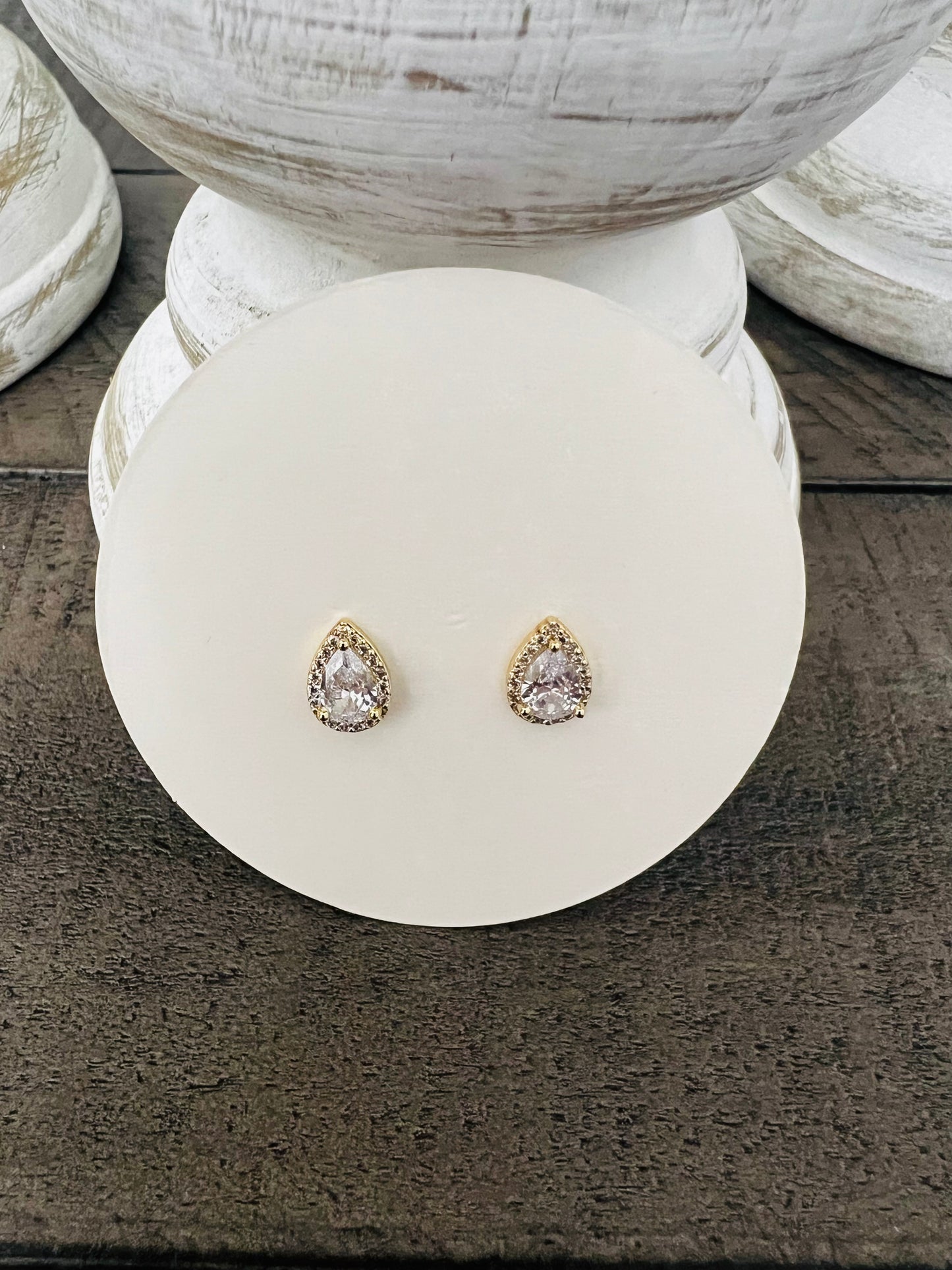 B.b. Lila Jewel Studs-Earrings