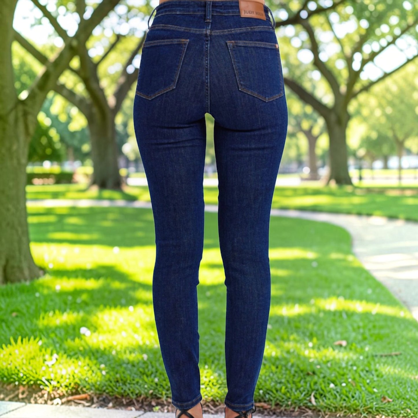 Judy Blue Tummy Control Classic Skinny Jeans