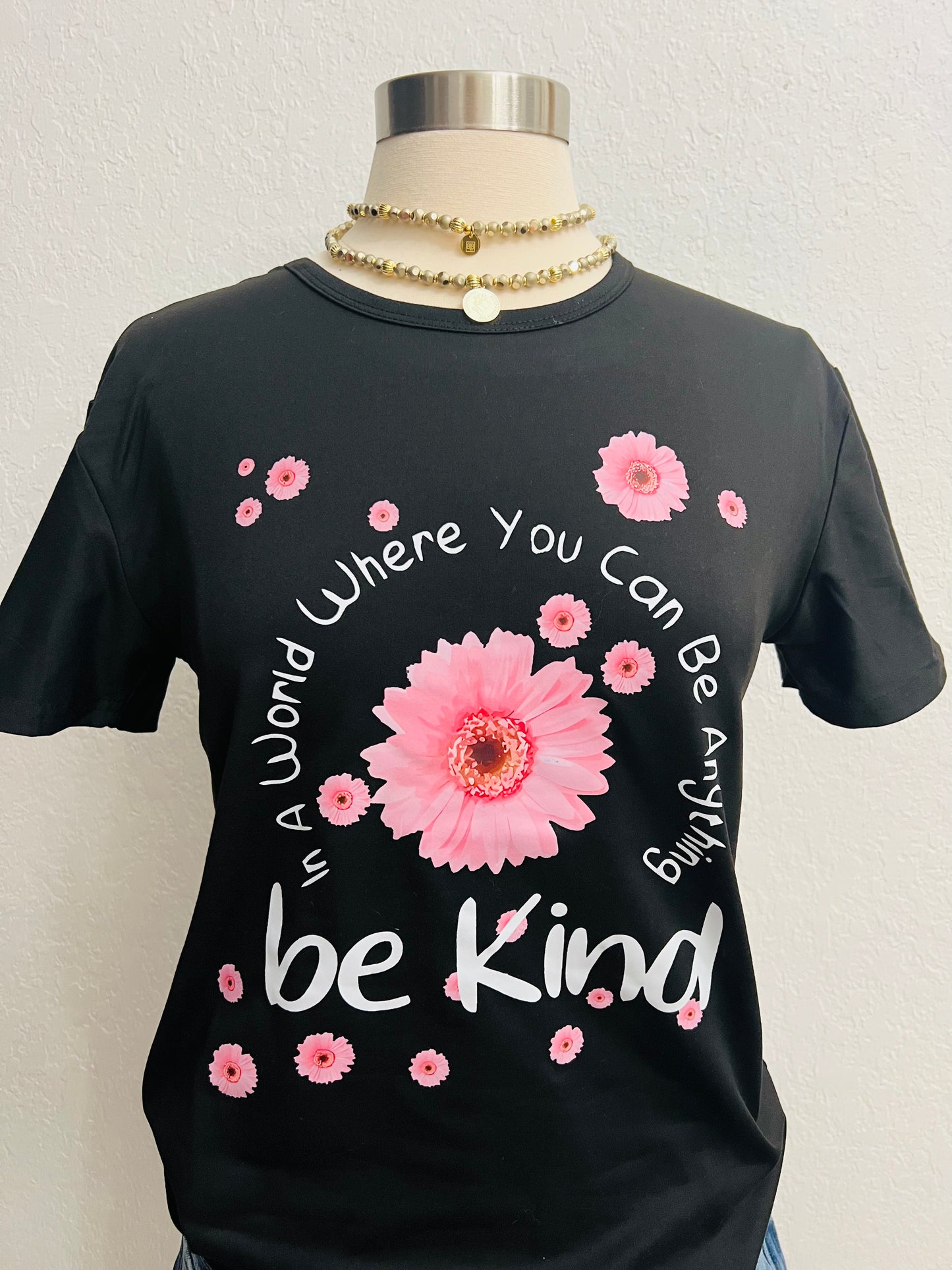 Be Kind Graphic T-Shirt