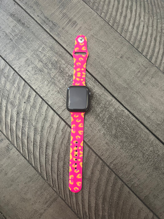 Pink Cheetah Printed Silicone Smart Watch Band