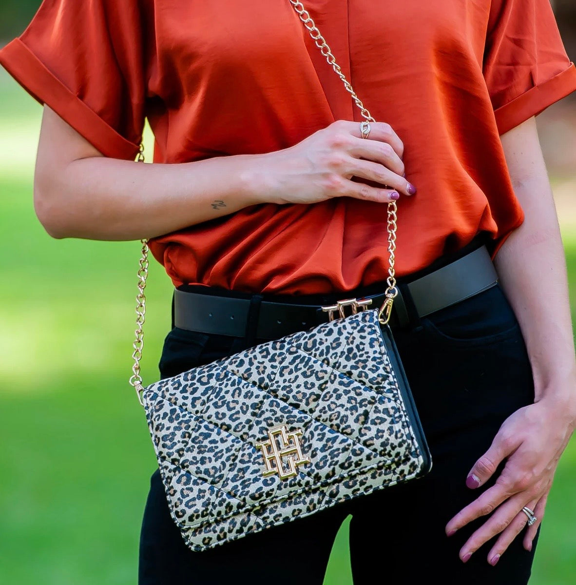Bryn Clutch/Crossbody Spotted LD Handbag by Caroline Hill