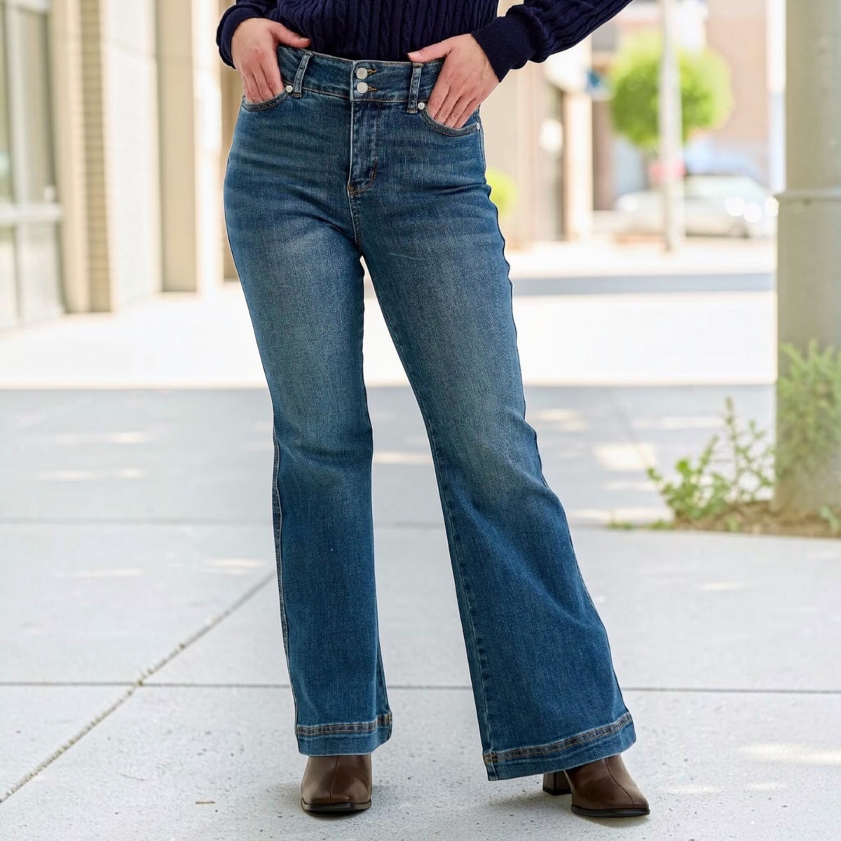 Judy Blue Petite Tummy Control High Waist Flare Jeans