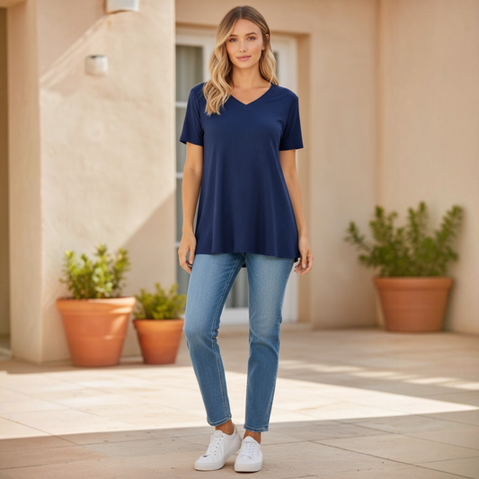 Short Sleeve V Neck Solid Top in Navy