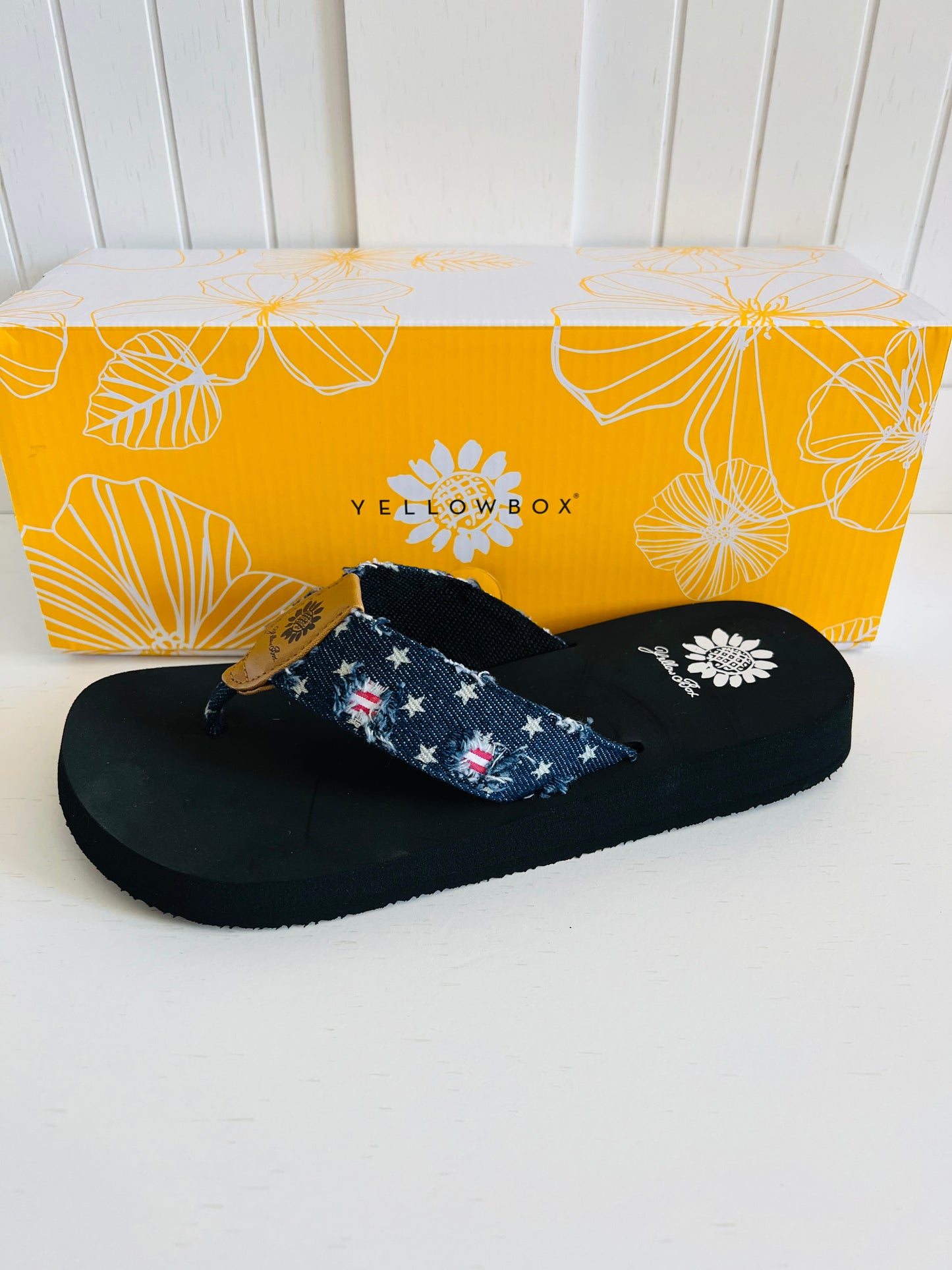 Yellow box deals navy flip flops